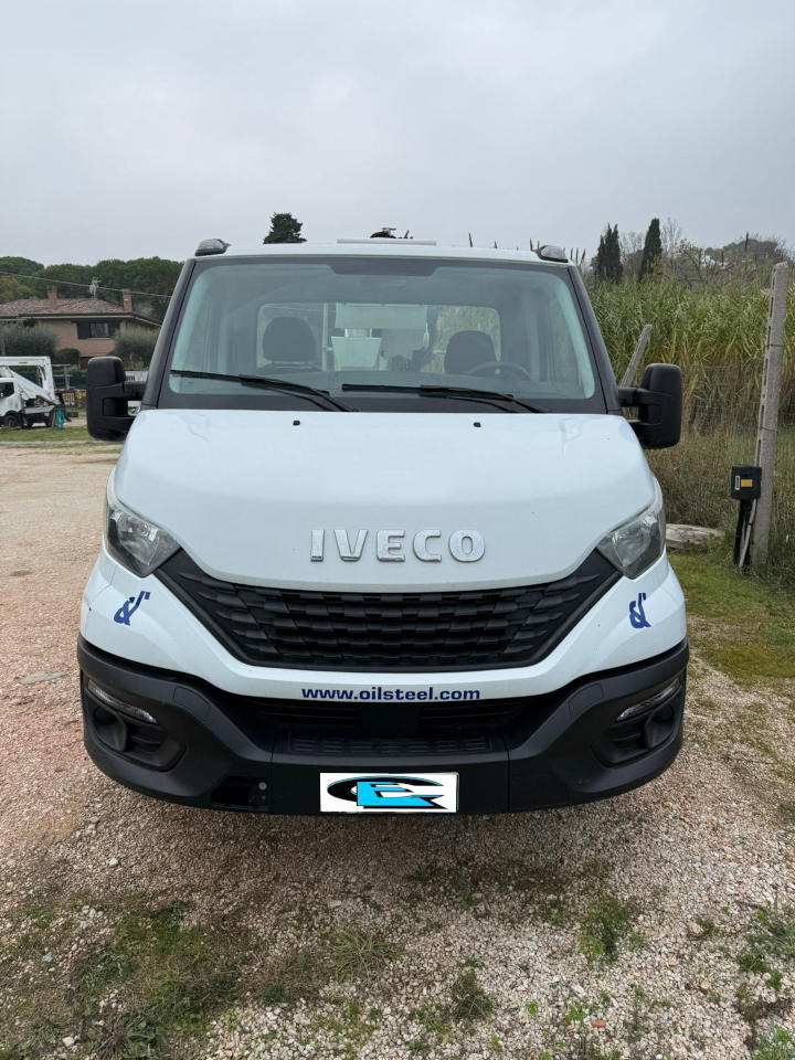 OIL&STEEL 20.10 Plus - Грузовик с подъемником: фото 4 OIL&STEEL 20.10 Plus - Грузовик с подъемником: фото 4