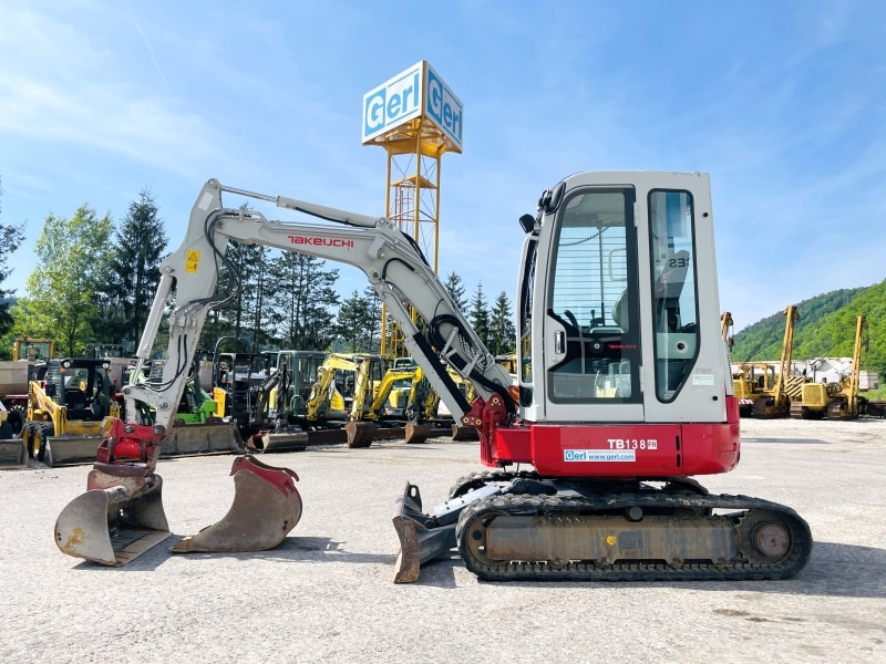 Takeuchi TB138FR (3775) - Мини-экскаватор: фото 1 Takeuchi TB138FR (3775) - Мини-экскаватор: фото 1