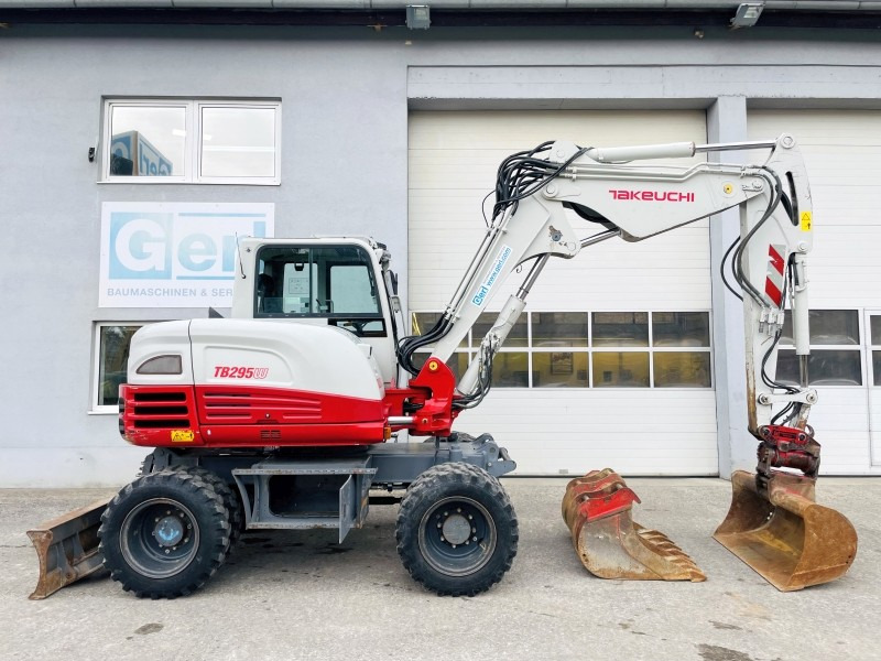 Takeuchi TB295W (3750) - Колёсный экскаватор: фото 3 Takeuchi TB295W (3750) - Колёсный экскаватор: фото 3
