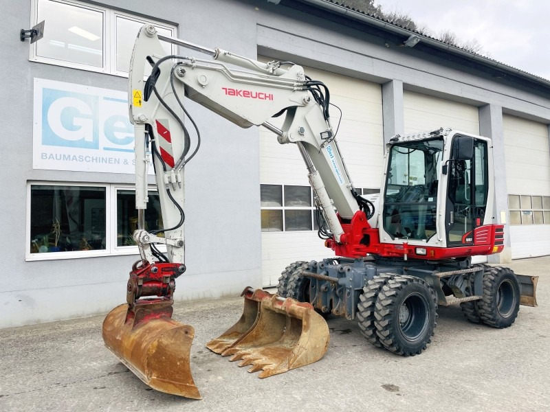 Takeuchi TB295W (3750) - Колёсный экскаватор: фото 2 Takeuchi TB295W (3750) - Колёсный экскаватор: фото 2
