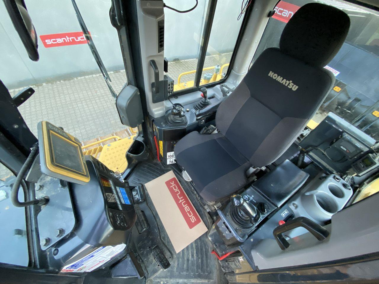 Komatsu D65PXI-18EO - Бульдозер: фото 3 Komatsu D65PXI-18EO - Бульдозер: фото 3