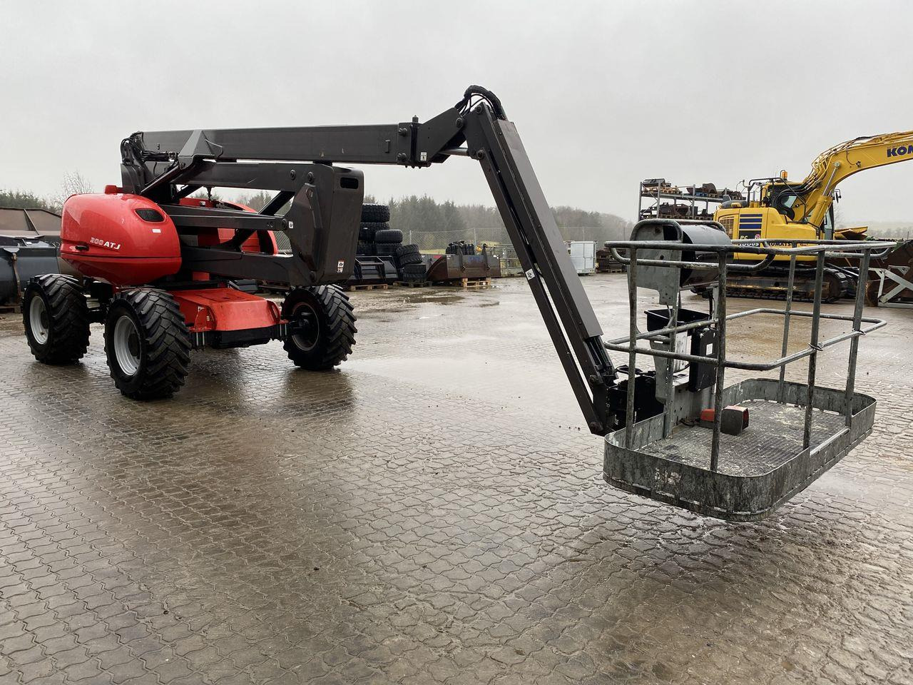 Manitou 200ATJ RC - Коленчатый подъемник: фото 5 Manitou 200ATJ RC - Коленчатый подъемник: фото 5