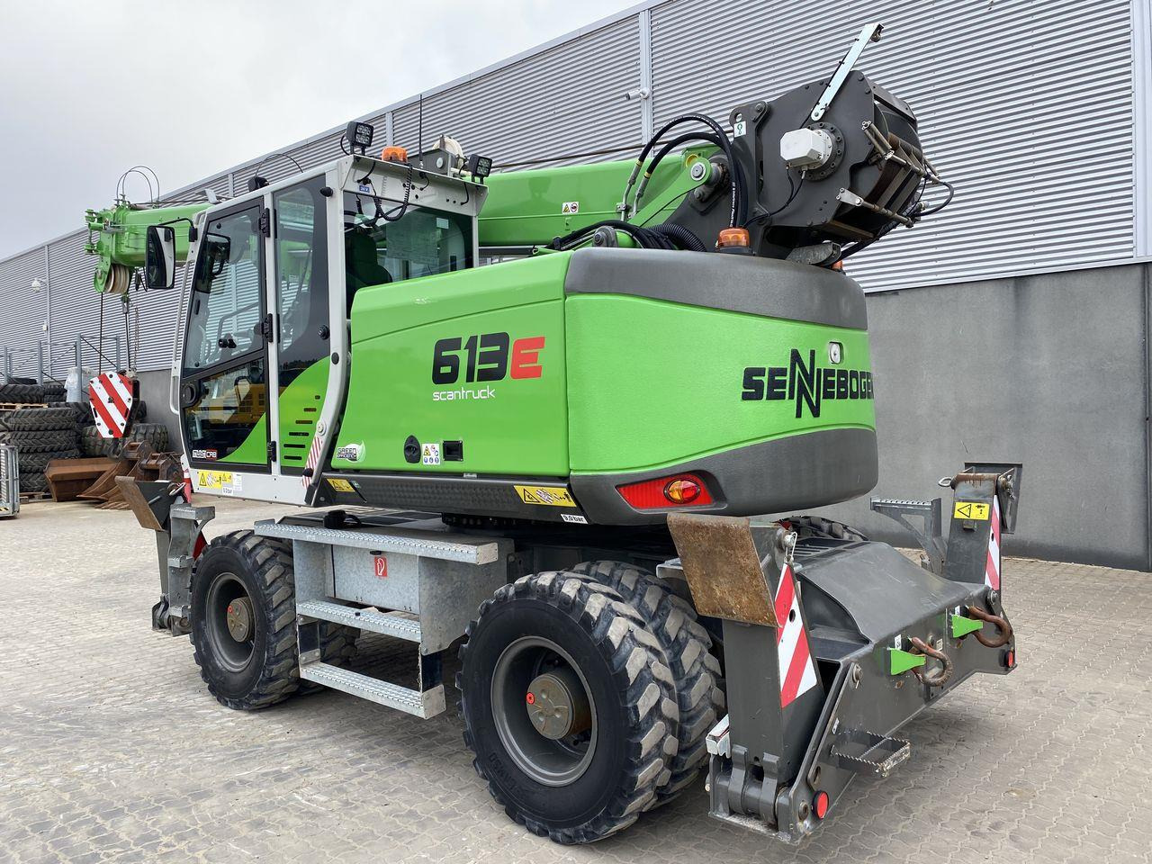 SENNEBOGEN 613E-M - Перегружатель: фото 2 SENNEBOGEN 613E-M - Перегружатель: фото 2