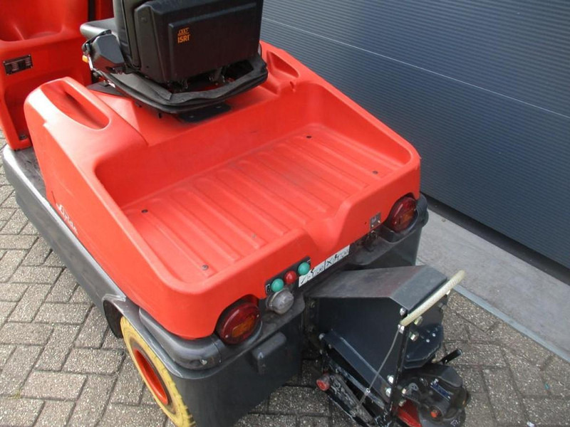 Linde P 60 - Складской тягач: фото 4 Linde P 60 - Складской тягач: фото 4