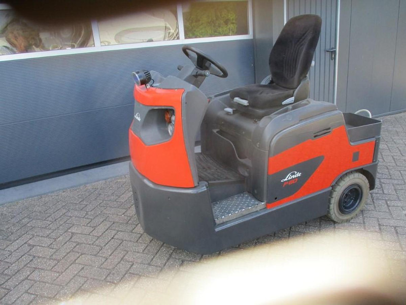 Linde P 60 - Складской тягач: фото 3 Linde P 60 - Складской тягач: фото 3