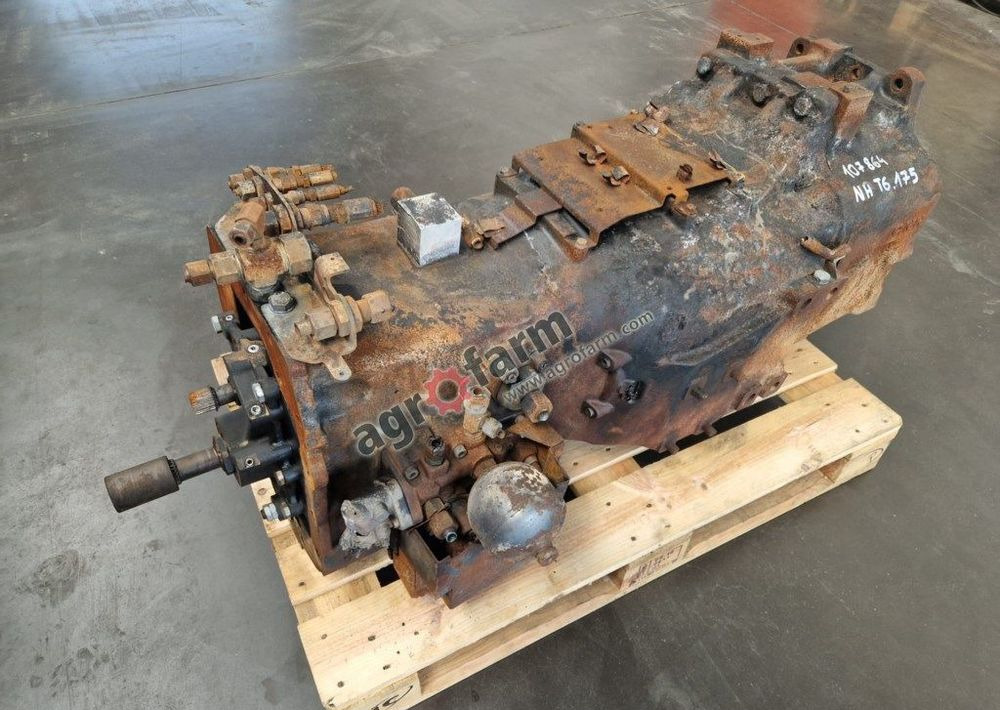 Skrzynia biegów New Holland T6.175 47556460 - Коробка передач: фото 1 Skrzynia biegów New Holland T6.175 47556460 - Коробка передач: фото 1
