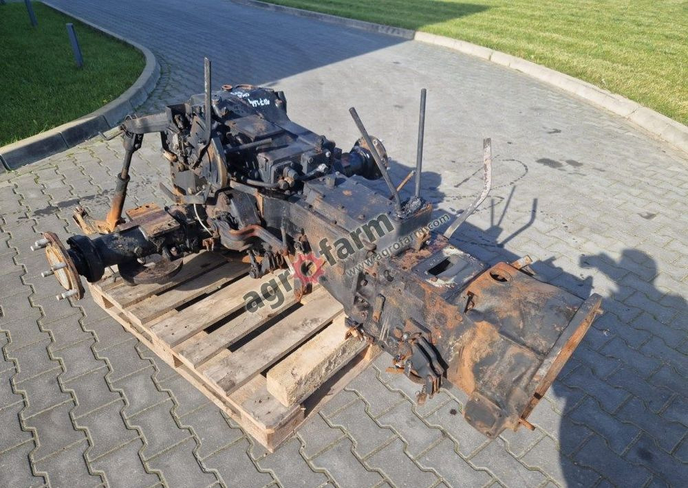 Skrzynia biegów, most tylny Case 833 3232742R1 - Коробка передач: фото 2 Skrzynia biegów, most tylny Case 833 3232742R1 - Коробка передач: фото 2