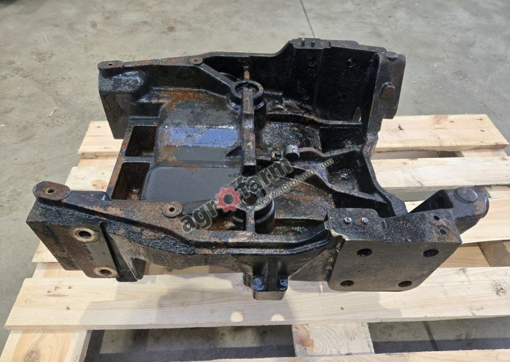 Suport przedni Landini Rex, McCormick 60F 70F 80F - Кузов и экстерьер: фото 1 Suport przedni Landini Rex, McCormick 60F 70F 80F - Кузов и экстерьер: фото 1