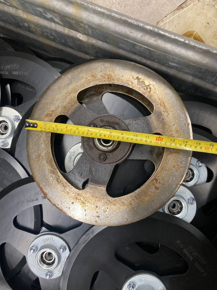 Vredo schijf - Техника для внесения удобрений: фото 1 Vredo schijf - Техника для внесения удобрений: фото 1