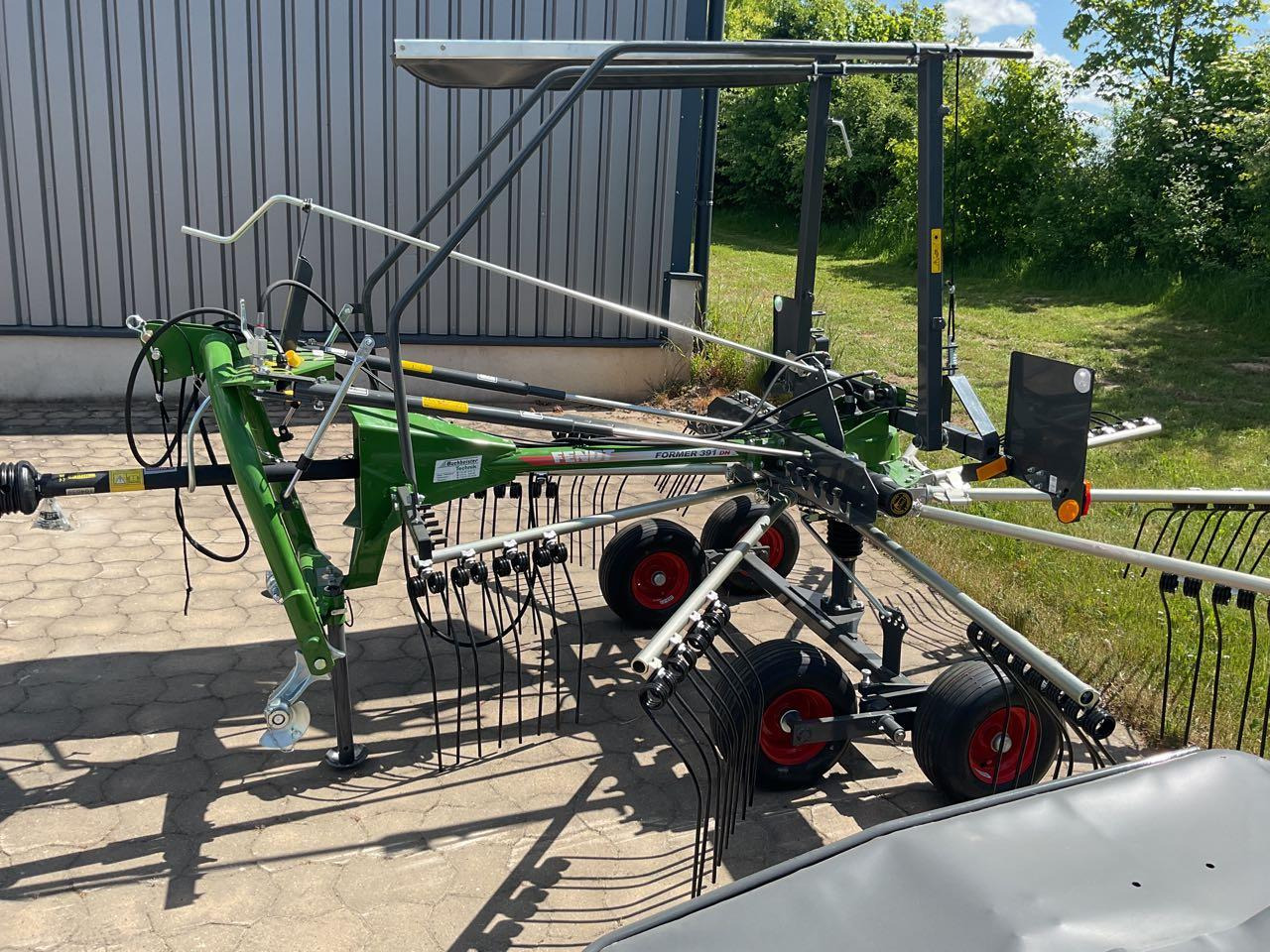 Fendt Former 391 DN - Сеноворошилка: фото 1 Fendt Former 391 DN - Сеноворошилка: фото 1