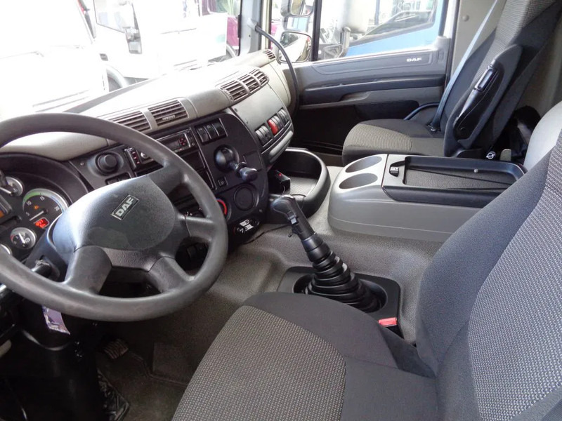DAF CF 85.460 + Euro 5 + JKB Kennis Type 20.000 Crane + Pto + Stone transport - Грузовик бортовой/ Платформа, Автоманипулятор: фото 4 DAF CF 85.460 + Euro 5 + JKB Kennis Type 20.000 Crane + Pto + Stone transport - Грузовик бортовой/ Платформа, Автоманипулятор: фото 4