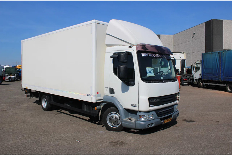 DAF LF 45.160 + EURO 5 + LIFT +MANUAL + 7.5T - Грузовик с закрытым кузовом: фото 2 DAF LF 45.160 + EURO 5 + LIFT +MANUAL + 7.5T - Грузовик с закрытым кузовом: фото 2