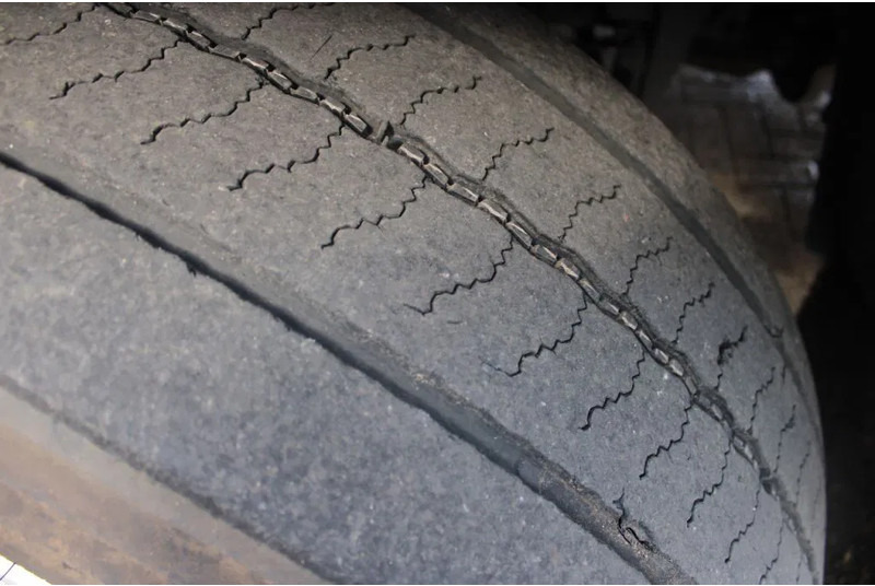 Тентованный грузовик DAF XF 106.460 + Euro 6 + 6X2 + retarder + price is for complete incl combi: фото 11 Тентованный грузовик DAF XF 106.460 + Euro 6 + 6X2 + retarder + price is for complete incl combi: фото 11