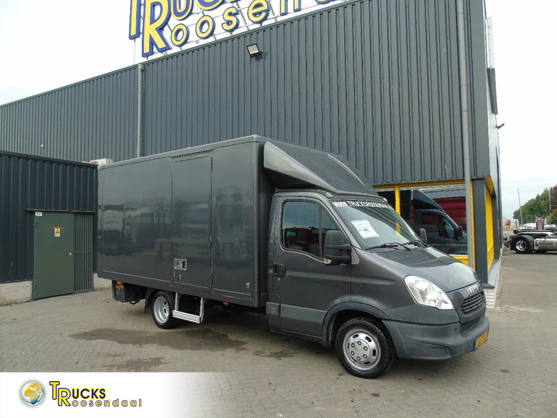 Iveco Daily 35C13 + LIFT + EURO 5 - Фургон с закрытым кузовом: фото 1 Iveco Daily 35C13 + LIFT + EURO 5 - Фургон с закрытым кузовом: фото 1