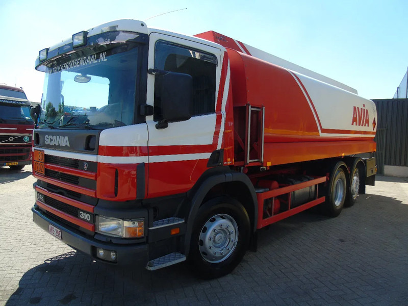 Scania 94 .310 +20.000liter + 6x2 + PUMP/METERS + manual + euro 2 - Грузовик-цистерна: фото 4 Scania 94 .310 +20.000liter + 6x2 + PUMP/METERS + manual + euro 2 - Грузовик-цистерна: фото 4