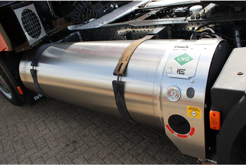 Тягач Iveco S-WAY 460 + LNG + retarder + euro 6: фото 12
