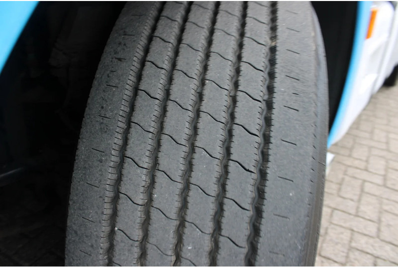 Тягач Scania R560 V8 + manual + ADR + 6x2: фото 7 Тягач Scania R560 V8 + manual + ADR + 6x2: фото 7