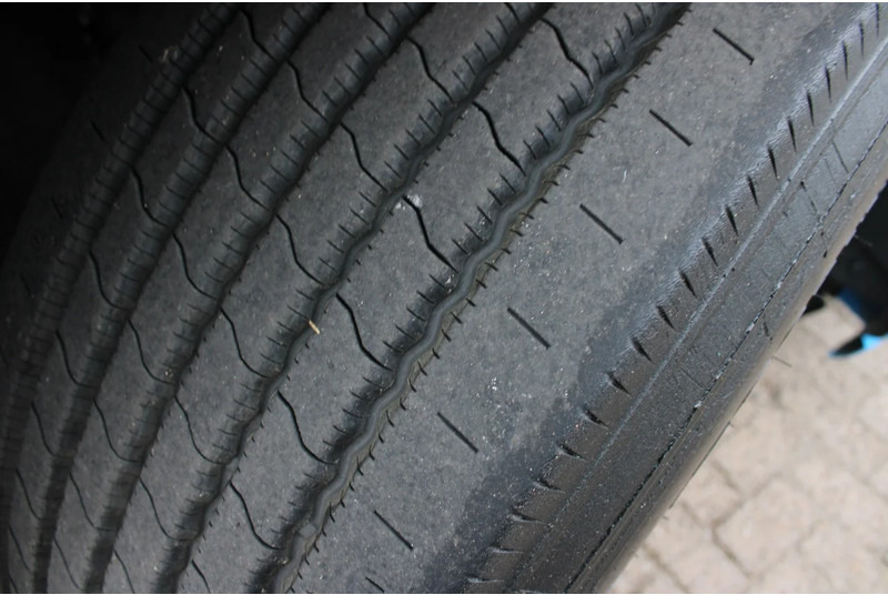 Тягач Scania R560 V8 + manual + ADR + 6x2: фото 18 Тягач Scania R560 V8 + manual + ADR + 6x2: фото 18