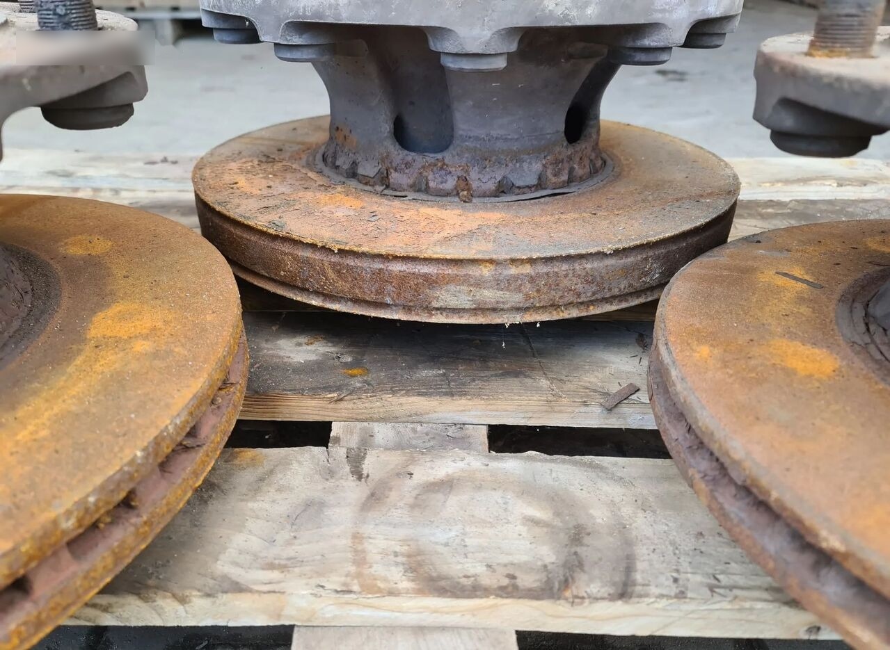 VOLVO RENAULT FRONT HUB 68mm 6.8cm / WORLDWIDE DELIVERY - Ступица для Грузовиков: фото 4 VOLVO RENAULT FRONT HUB 68mm 6.8cm / WORLDWIDE DELIVERY - Ступица для Грузовиков: фото 4