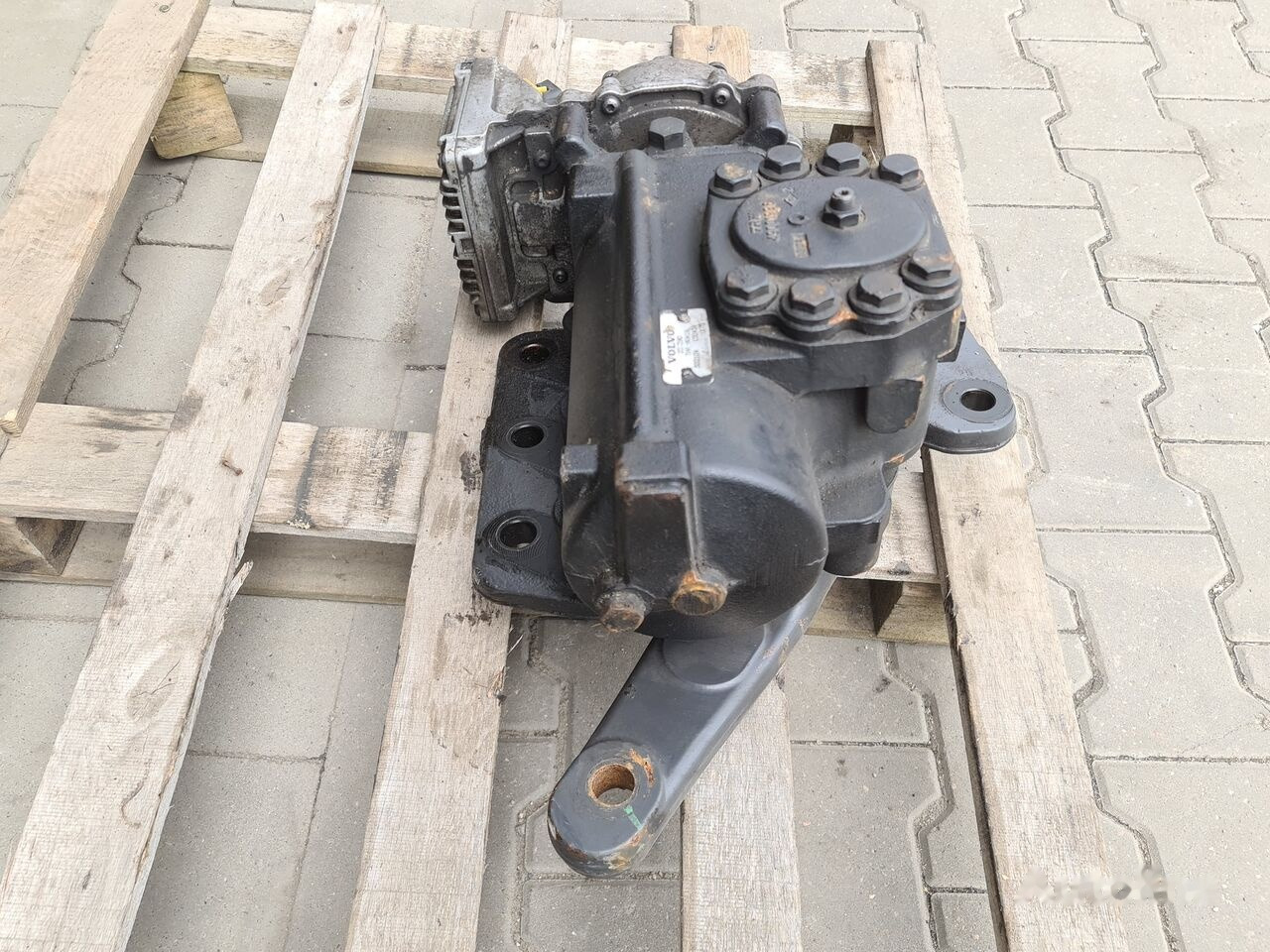 Volvo FH4 ELEKTRYCZNE WSPOMAGANIE ELECTRIC COLUMN Volvo FH4 - Рулевая колонка для Грузовиков: фото 3 Volvo FH4 ELEKTRYCZNE WSPOMAGANIE ELECTRIC COLUMN Volvo FH4 - Рулевая колонка для Грузовиков: фото 3