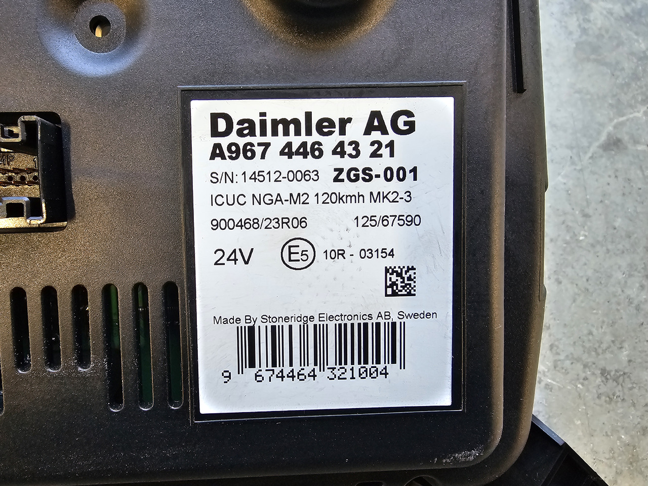 MERCEDES-BENZ ATEGO EURO 6 / DASHBOARD COUNTER / A9674464321 ZGS-001 - Запчасти: фото 4 MERCEDES-BENZ ATEGO EURO 6 / DASHBOARD COUNTER / A9674464321 ZGS-001 - Запчасти: фото 4