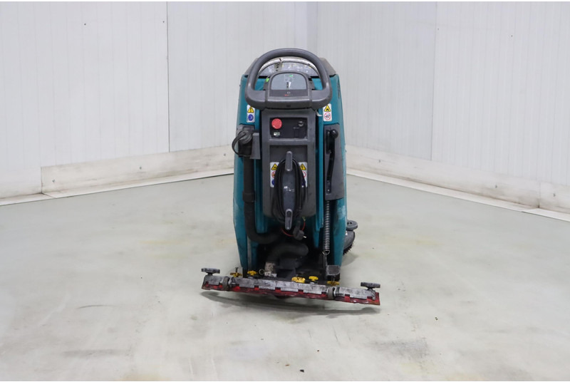 TENNANT T300 - Подметально-уборочная машина: фото 5 TENNANT T300 - Подметально-уборочная машина: фото 5
