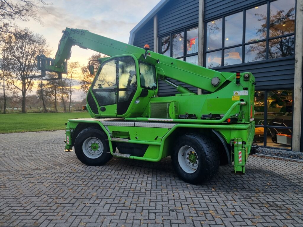 MERLO R45.21 MCSS roto telescopic - Телескопический погрузчик: фото 2 MERLO R45.21 MCSS roto telescopic - Телескопический погрузчик: фото 2