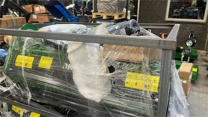 Dk-Tec EFGC155D Slagleklipper med fast tårn og oplukkelig - Косилка: фото 4 Dk-Tec EFGC155D Slagleklipper med fast tårn og oplukkelig - Косилка: фото 4