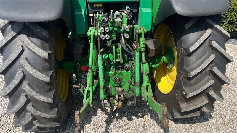 John Deere 6620 AP Med frontlæsser. Skal have lavet gearkasse - Трактор: фото 4 John Deere 6620 AP Med frontlæsser. Skal have lavet gearkasse - Трактор: фото 4