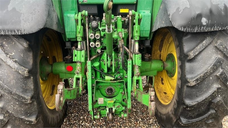 John Deere 6620 TLS PowerQuad - Трактор: фото 4 John Deere 6620 TLS PowerQuad - Трактор: фото 4