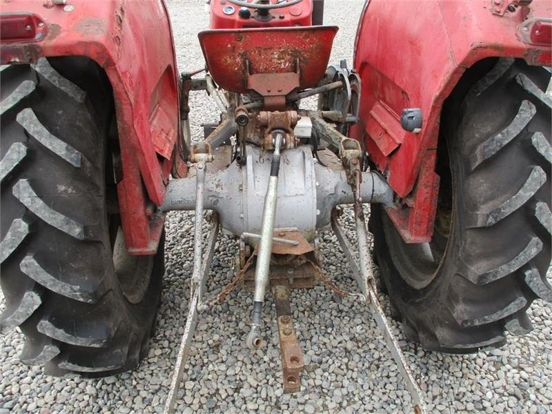 Massey Ferguson 135 Sjælden Benzin MF135. Den starter og går godt - Трактор: фото 5 Massey Ferguson 135 Sjælden Benzin MF135. Den starter og går godt - Трактор: фото 5