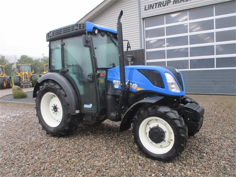 New Holland T4.80 F SuperSteear med aircondition og koblingsfr - Трактор: фото 3 New Holland T4.80 F SuperSteear med aircondition og koblingsfr - Трактор: фото 3