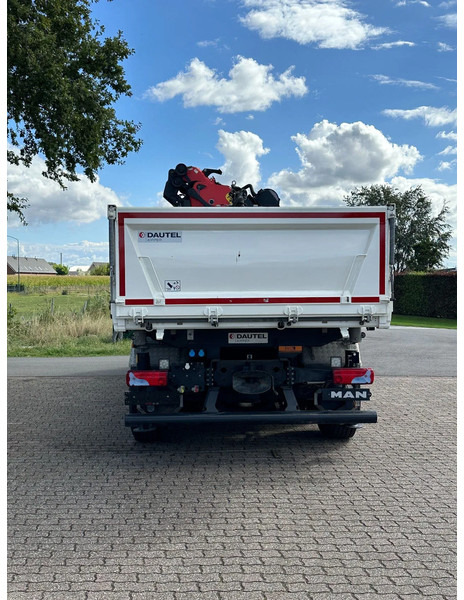 Самосвал, Автоманипулятор MAN TGS 26.430 2022!EURO6!! 6x2!! PALFINGER 23tm+JIB+LIER/WINCH!!DREISEITEN KIPPER/BORDMATIC!!9tkm: фото 10