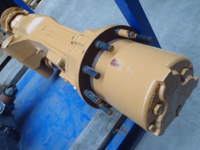 Case V2948527 - P2948527 - Передняя ось для Строительной техники: фото 1 Case V2948527 - P2948527 - Передняя ось для Строительной техники: фото 1