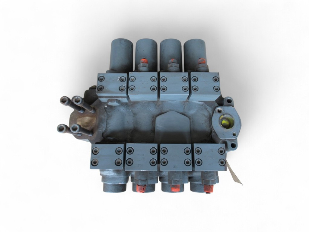 New Holland 1771467 - Гидравлический клапан для Строительной техники: фото 1 New Holland 1771467 - Гидравлический клапан для Строительной техники: фото 1