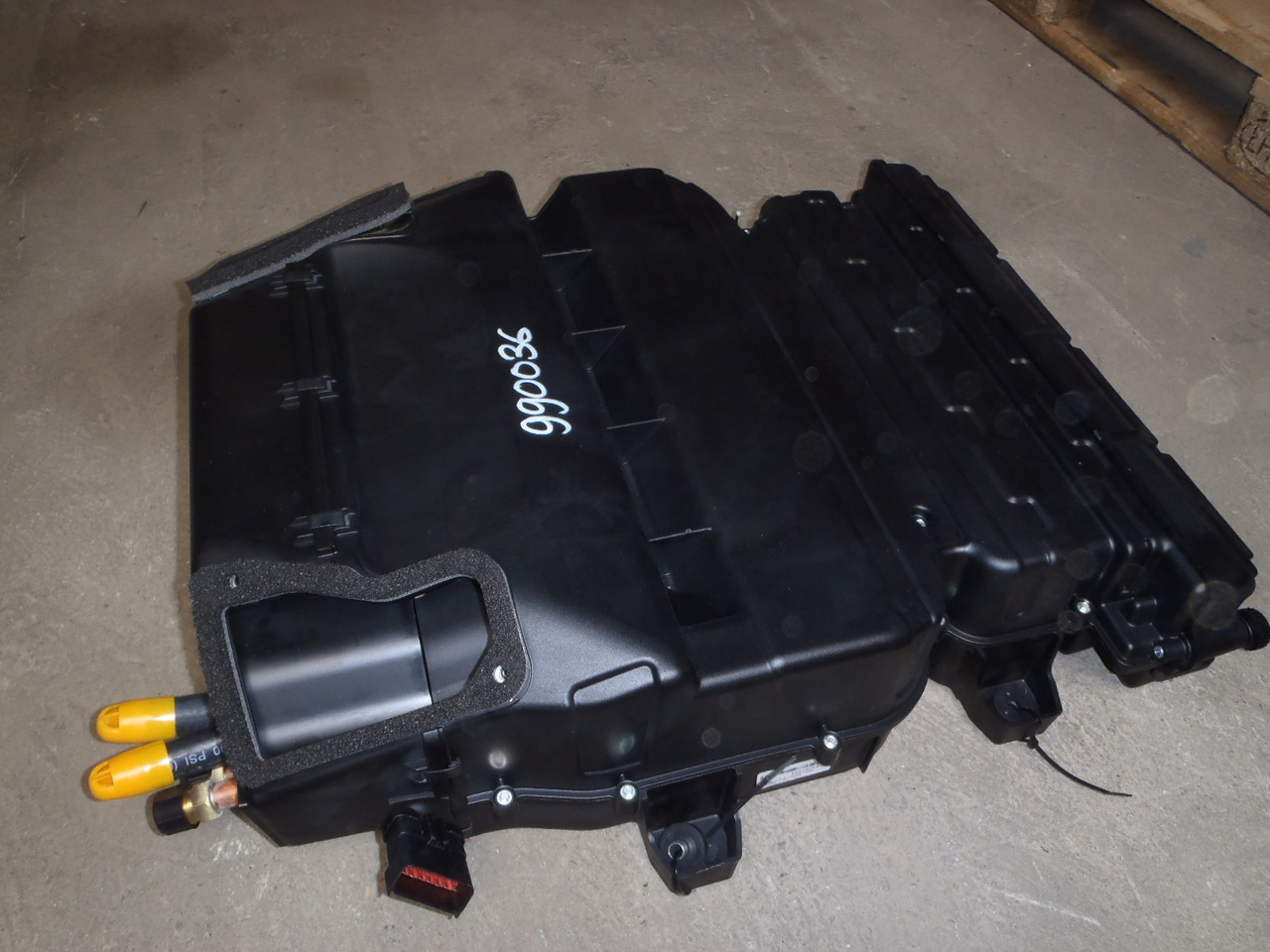 New Holland 84267544 - Отопление/ Вентиляция для Строительной техники: фото 1 New Holland 84267544 - Отопление/ Вентиляция для Строительной техники: фото 1