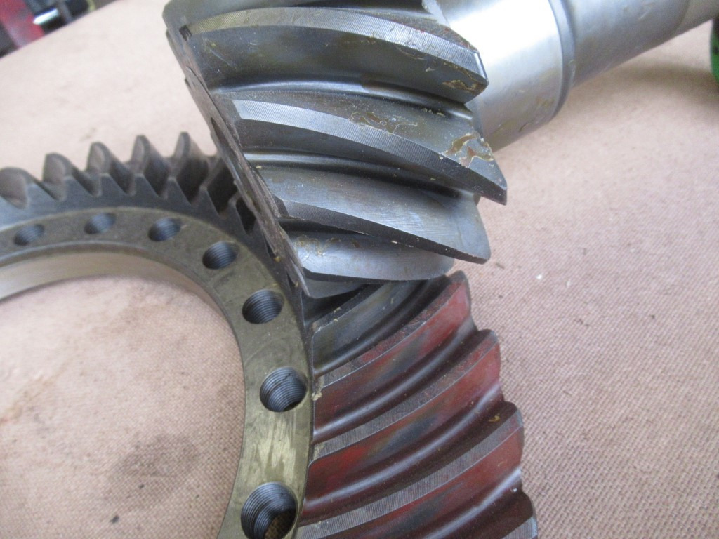 New Holland 87731595 - Ось и запчасти для Строительной техники: фото 3 New Holland 87731595 - Ось и запчасти для Строительной техники: фото 3