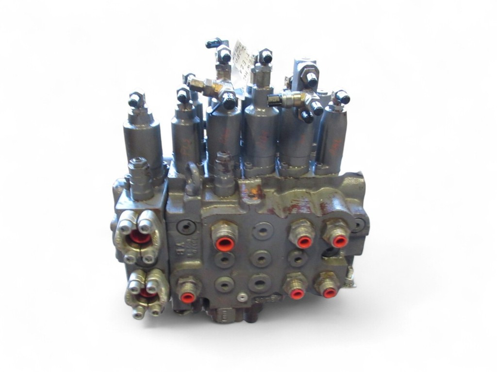 New Holland YN30V00071F3 - 72203576 - Гидравлический клапан для Строительной техники: фото 3 New Holland YN30V00071F3 - 72203576 - Гидравлический клапан для Строительной техники: фото 3