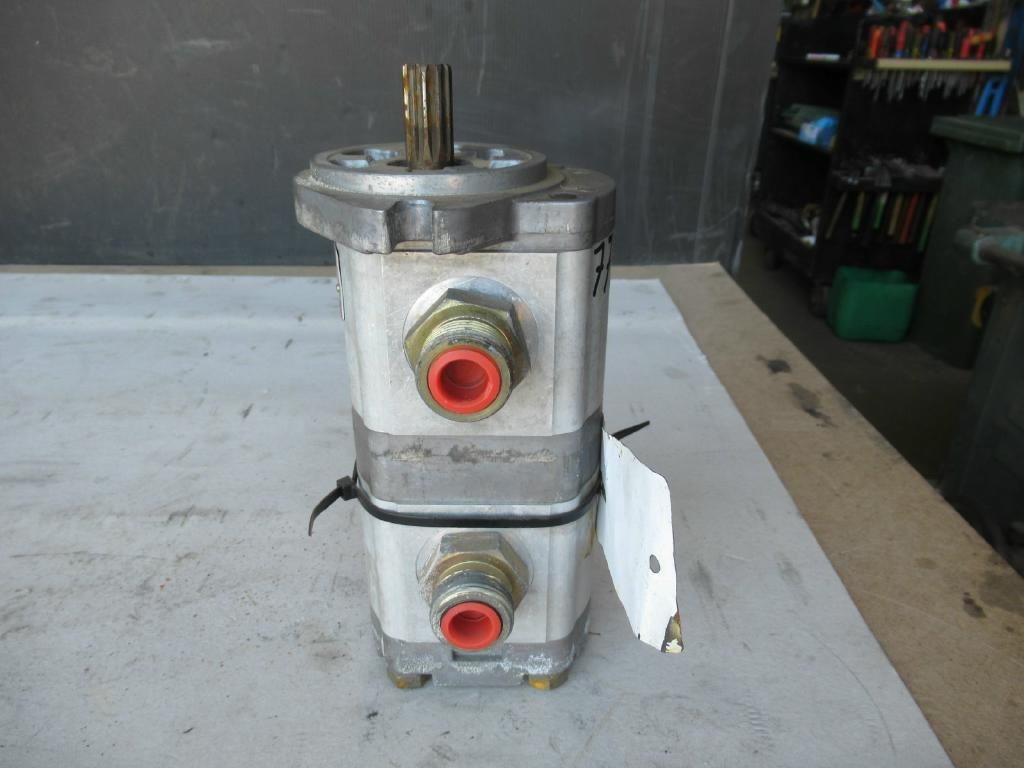 Zexel 87337079 - - Насос гидроусилителя для Строительной техники: фото 1 Zexel 87337079 - - Насос гидроусилителя для Строительной техники: фото 1