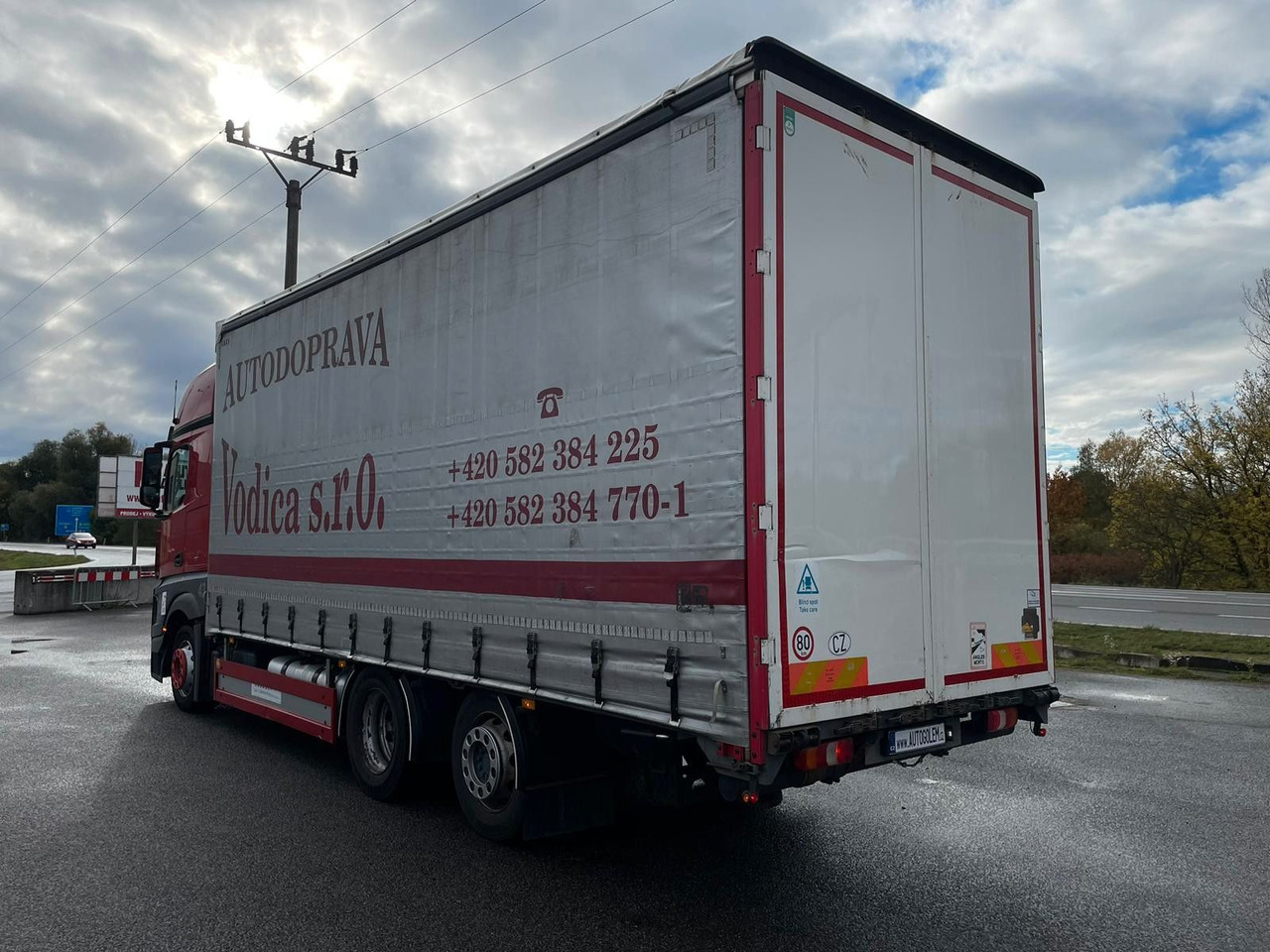Mercedes-Benz Actros 2545 - Тентованный грузовик: фото 4 Mercedes-Benz Actros 2545 - Тентованный грузовик: фото 4