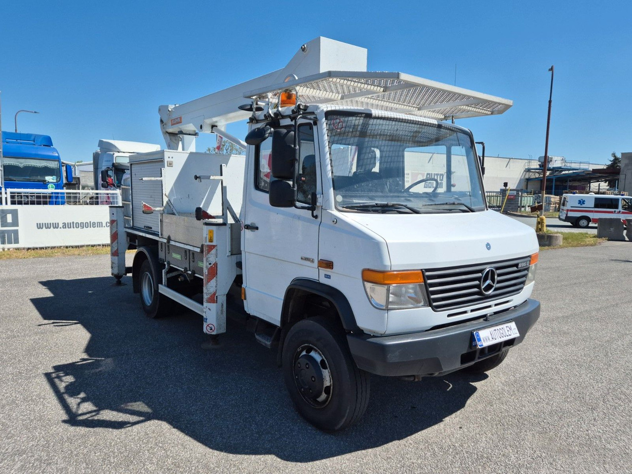 Palfinger TKA 16 - Mercedes-Benz Vario 816 D - Грузовик с подъемником: фото 2 Palfinger TKA 16 - Mercedes-Benz Vario 816 D - Грузовик с подъемником: фото 2