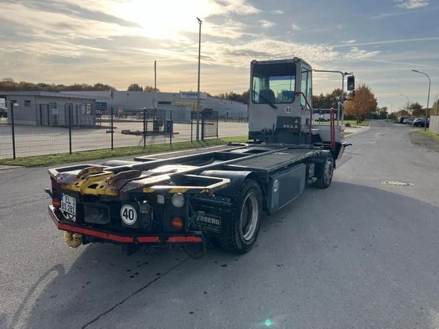 BC 182 - Грузовик-контейнеровоз/ Сменный кузов: фото 5 BC 182 - Грузовик-контейнеровоз/ Сменный кузов: фото 5