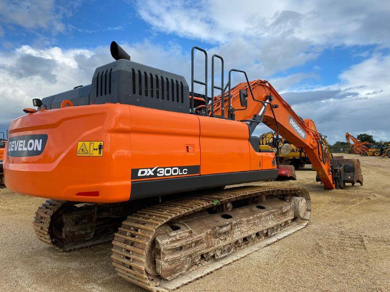 Doosan DX300LC - Гусеничный экскаватор: фото 3 Doosan DX300LC - Гусеничный экскаватор: фото 3