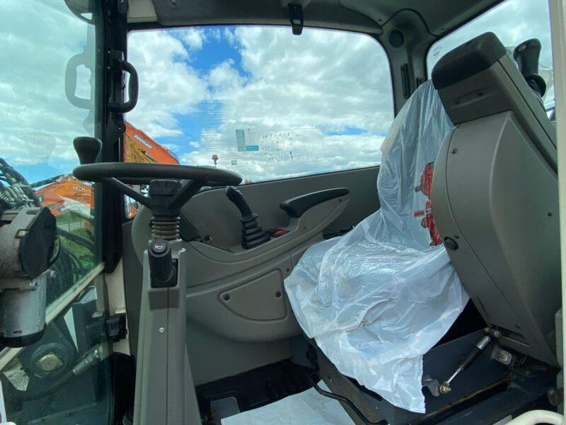 Terex TW95 - Колёсный экскаватор: фото 5 Terex TW95 - Колёсный экскаватор: фото 5