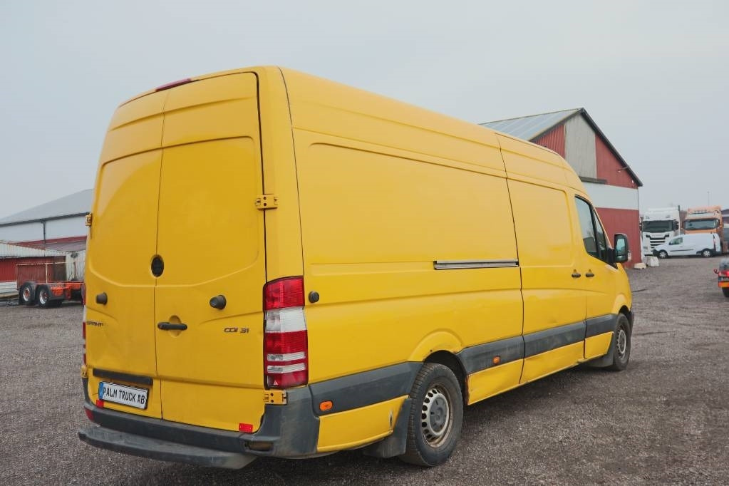 Mercedes-Benz SPRINTER Serie 2755 - Цельнометаллический фургон: фото 4 Mercedes-Benz SPRINTER Serie 2755 - Цельнометаллический фургон: фото 4