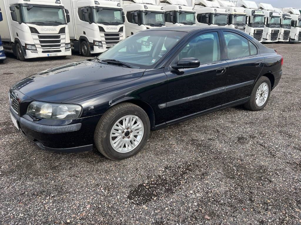 Volvo R + S60 serie 4044 - Легковой автомобиль: фото 1 Volvo R + S60 serie 4044 - Легковой автомобиль: фото 1