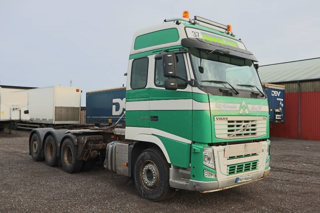 Volvo VOLVO FH 8X4 Serie 5674 - Грузовик-шасси: фото 2 Volvo VOLVO FH 8X4 Serie 5674 - Грузовик-шасси: фото 2