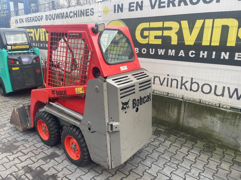 Bobcat S 70 - Мини-погрузчик с бортовым поворотом: фото 2 Bobcat S 70 - Мини-погрузчик с бортовым поворотом: фото 2