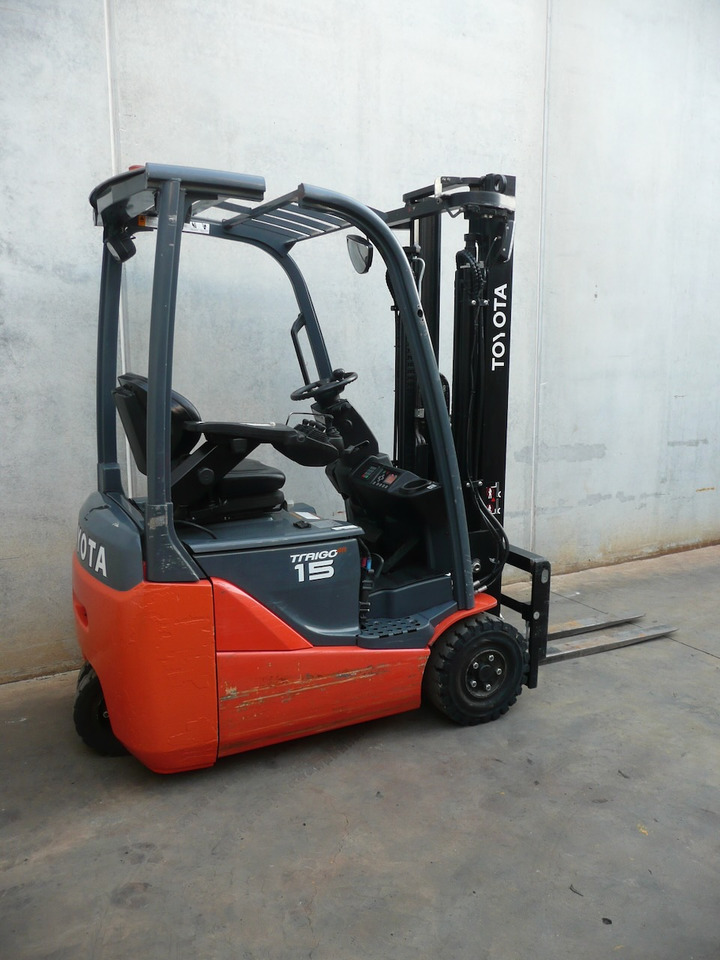 Toyota 8FBE15T - Электропогрузчик: фото 2 Toyota 8FBE15T - Электропогрузчик: фото 2