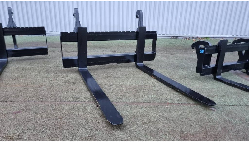 SE Equipment Stora BM, Z802, Z602, Z402, Mek. Gaffelställ - Вилы для Строительной техники: фото 4 SE Equipment Stora BM, Z802, Z602, Z402, Mek. Gaffelställ - Вилы для Строительной техники: фото 4